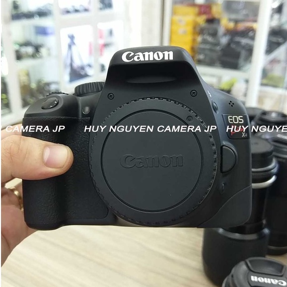 SALE XẢ KHO !! Máy ảnh Canon  550D  ĐẸP VÀ ỐNG KÍNH  18 55 . chụp đa dụng du lịch chân dung phong cảnh.