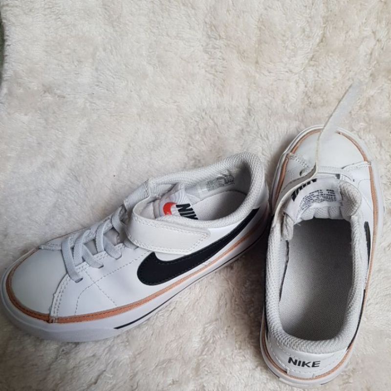 GIÀY SI TUYỂN TRẺ EM  - SZ 17CM MỚI 95%