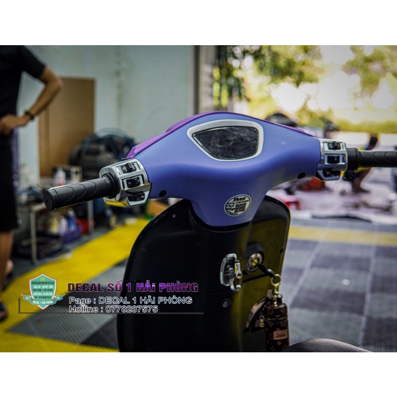 Tem trùm xe điện