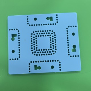 Thảm silicon màu xanh đổ chân IC