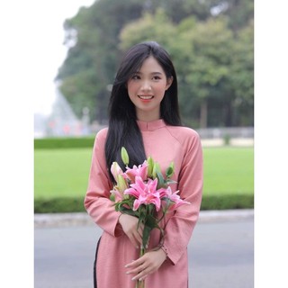 áo dài lụa tằm truyền thống