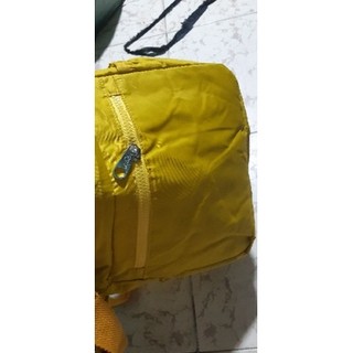 Túi xách kipling 29×23( tặng kèm khỉ trang trí)