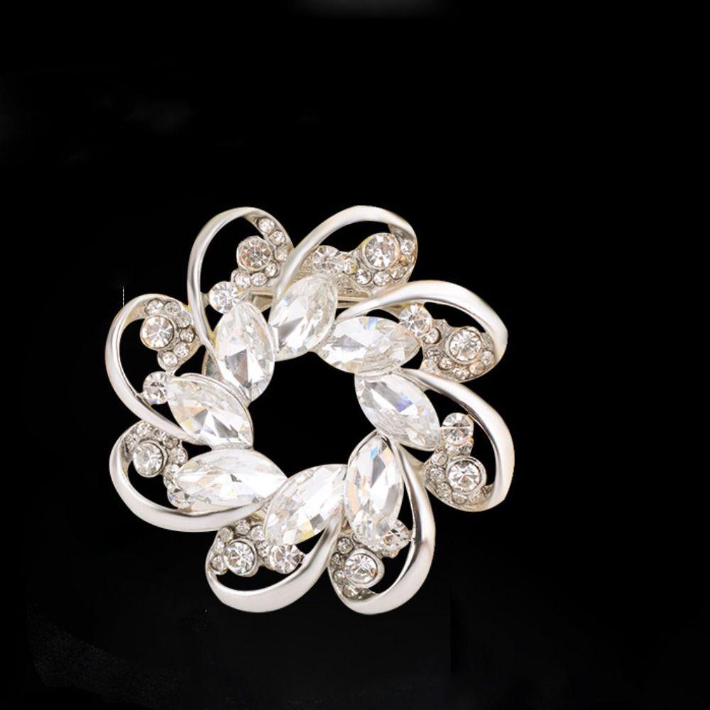 Khóa Khăn Quàng Cổ Hình Tròn Họa Tiết Hoa Nhiều Màu Sang Trọng