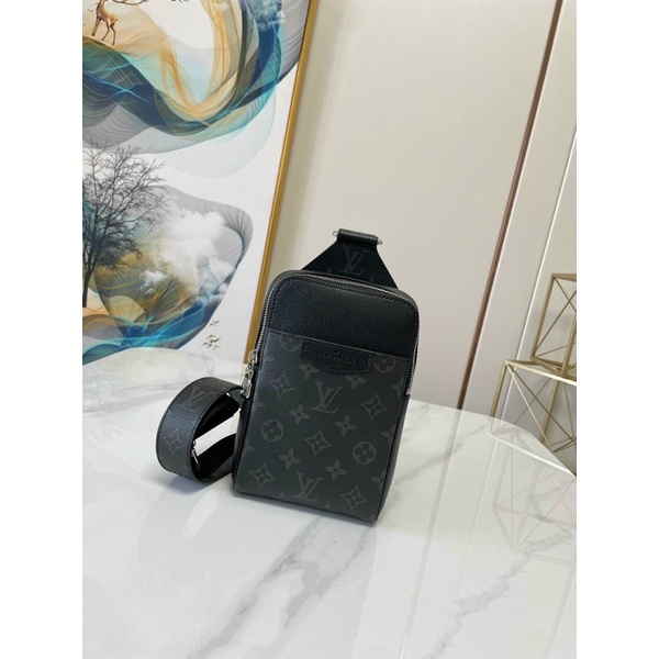 Túi đeo chéo lv nam mini thời trang tiện ích chống nước.