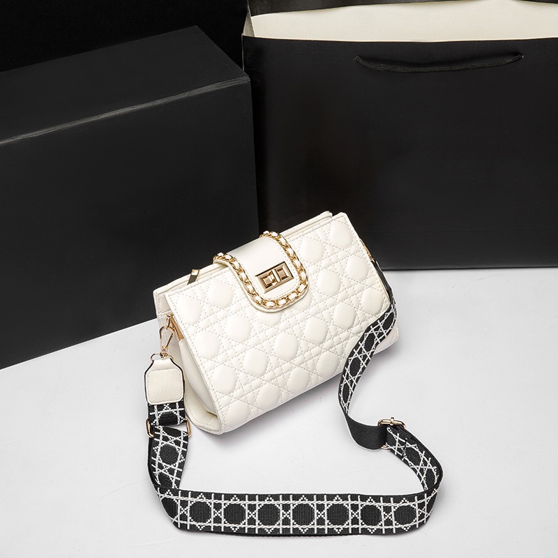 Ielgy Túi Đeo Chéo Hình Thoi Có Khóa niche Dễ Phối Đồ Cho Nữ