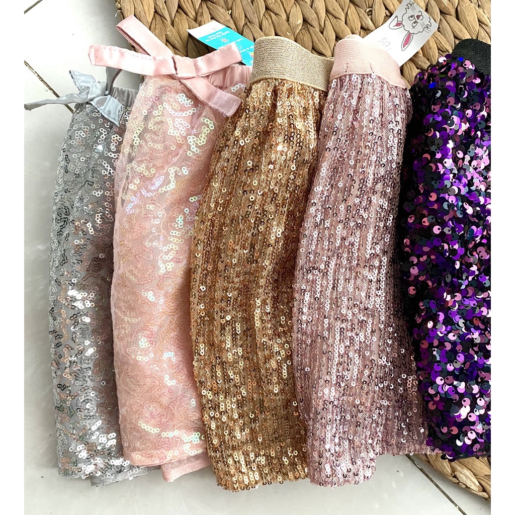 Chân váy kim sa lấp lánh cho bé gái
