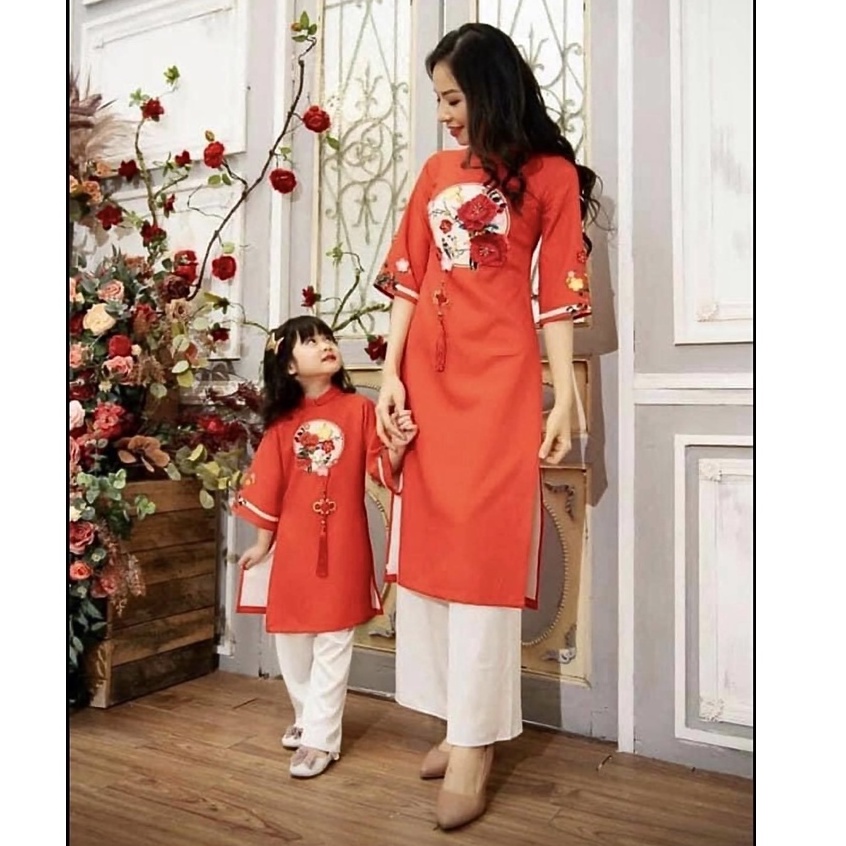 Áo dài cách tân đỏ dành cho mẹ và bé hàng VN cao cấp