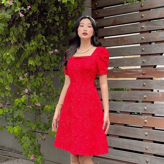 Đầm Nữ NHẬT VY Họa Tiết Hoa Cổ Vuông Chiết Eo Nữ Tính Chất Tapta Thun Đi Tiệc Dáng Xòe Màu Đen, Xanh, Vàng, Hồng - D1812