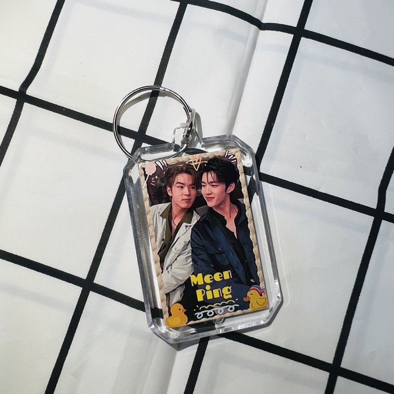 Móc khoá MeenPing trong Ai Long Nhai 2 mặt khác nhau siêu cưng luôn nhaaa