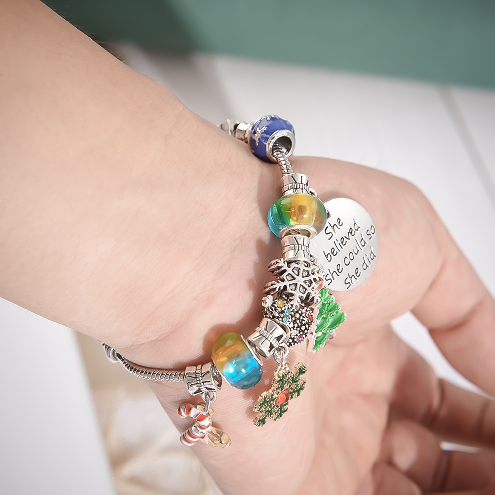 Vòng Tay Chuỗi Hạt Handmade Phong Cách Giáng Sinh Xinh Xắn Dành Cho Nữ