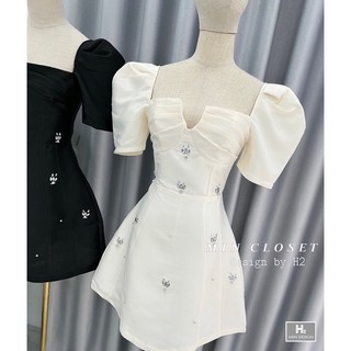 Váy tacta xếp ly ngực đính đá
