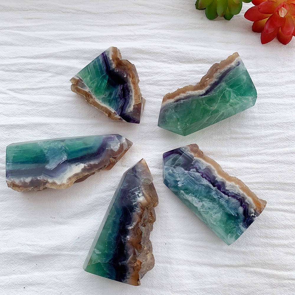 1 Đá Fluorite Tự Nhiên Hình Tháp Màu Cầu Vồng Dùng Trang Trí