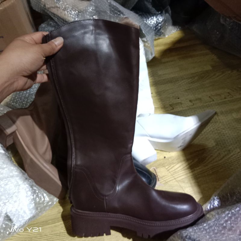 Bốt _ hàng thùng tuyển chốt live