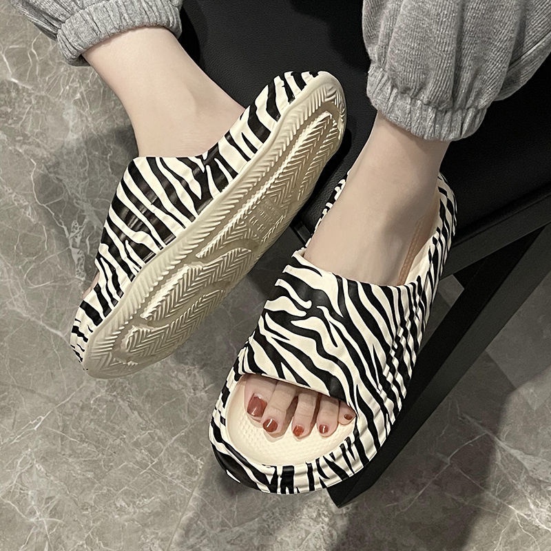 Dép Đi Trong Nhà Đế Dày Chống Trượt Họa Tiết Hoạt Hình Thời Trang Mùa Hè Cho Cặp Đôi