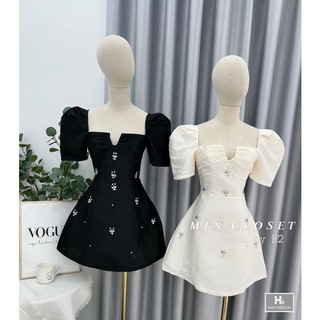 Váy tacta xếp ly ngực đính đá