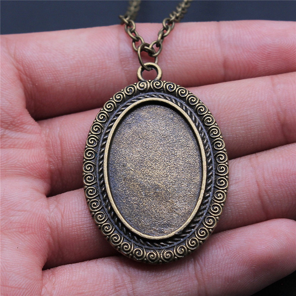 1 Dây Chuyền Mặt Oval Đế Đá Quý Hình Chữ Nhật Cho Nữ