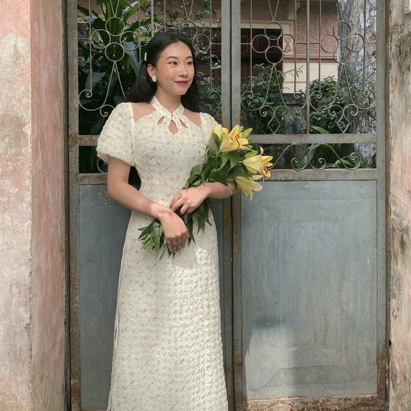 Áo dài cách tân, áo dài hoa xốp,hai tà,chất voan tơ