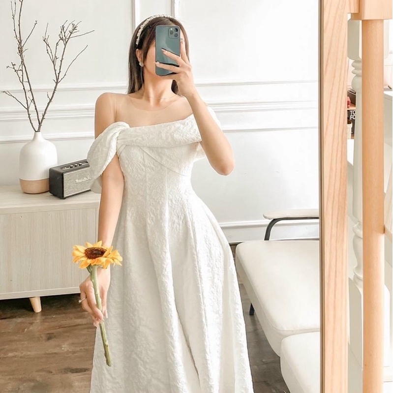 Váy Trắng Cưới Trễ Vai Xoè Dự Tiệc Chất Gấm Nổi Cao Cấp Size S M L V0125 Cho Cô Dâu AĐ BOUTIQUE