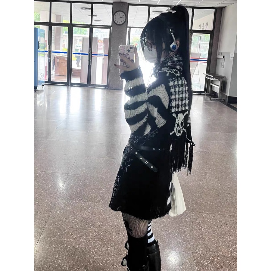 Punk wind y2k Khăn Choàng Cổ Dệt Kim Hình Đầu Lâu Gia Vị Cô Gái Ban Đêm Chính Hãng