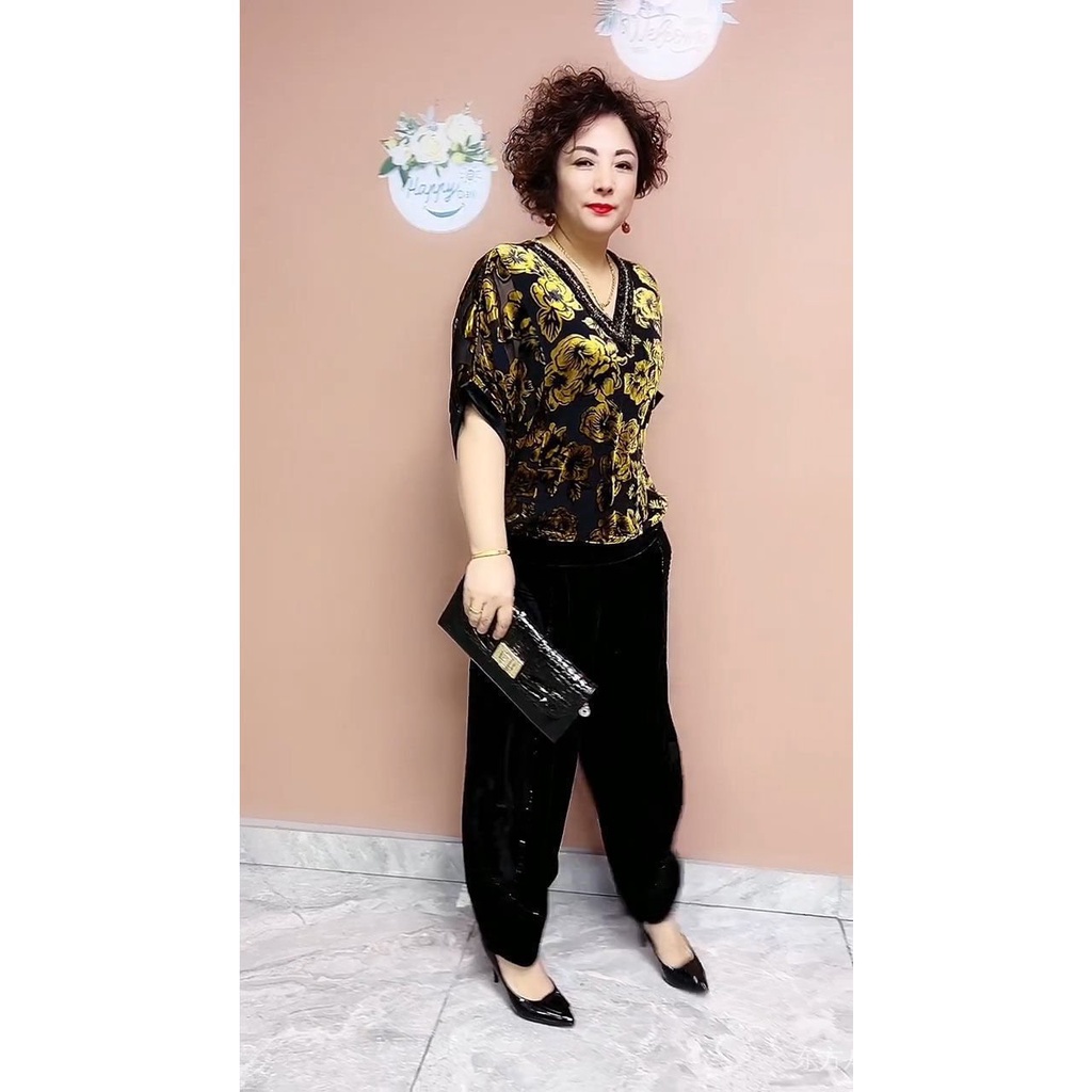 Bộ Đồ Hai Mảnh Phong Cách Thời Trang Thanh Lịch Dành Cho Nữ