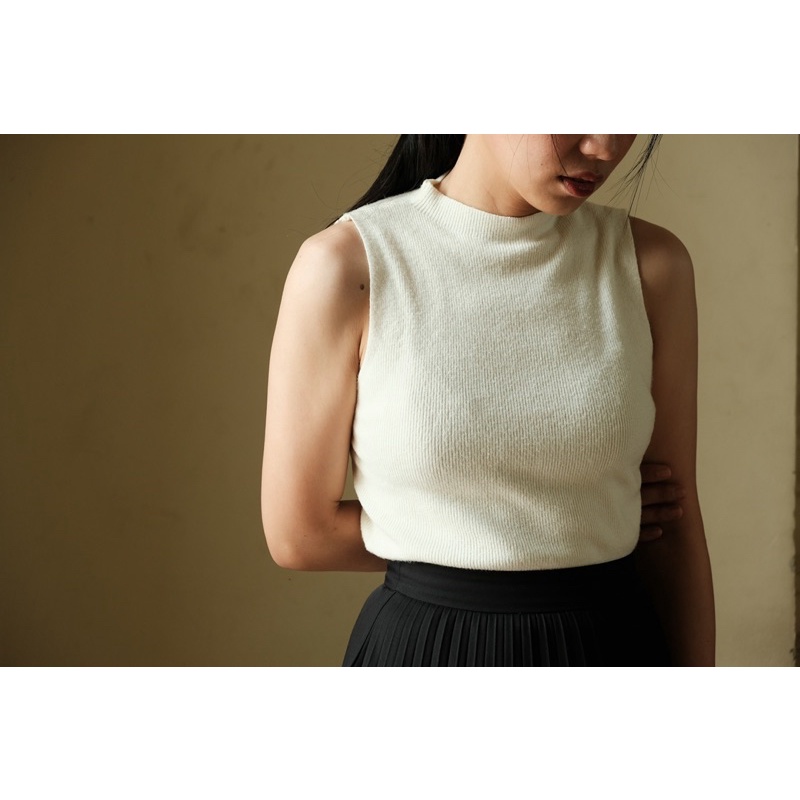 ÁIMEE - Áo dệt kim không tay