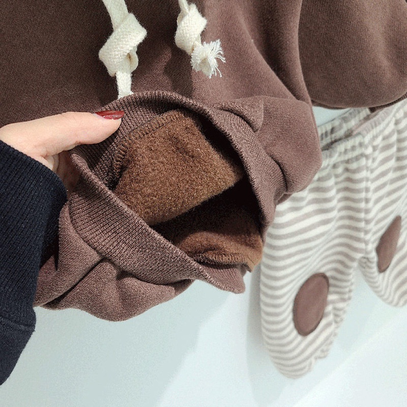 Bộ gấu lót nỉ siêu ấm cho bé mặc mùa đông cưng lắm.