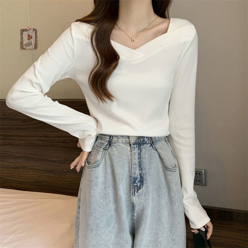 Áo Thun Tay Dài Cổ Vuông Lệch Vai Màu Trắng Thời Trang Mùa Thu Cho Nữ