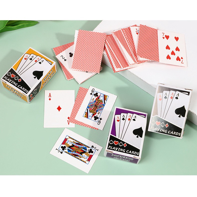 Bộ Bài Tây Mini Tỉ Lệ 1:12 Trang Trí Cho Nhà Búp Bê