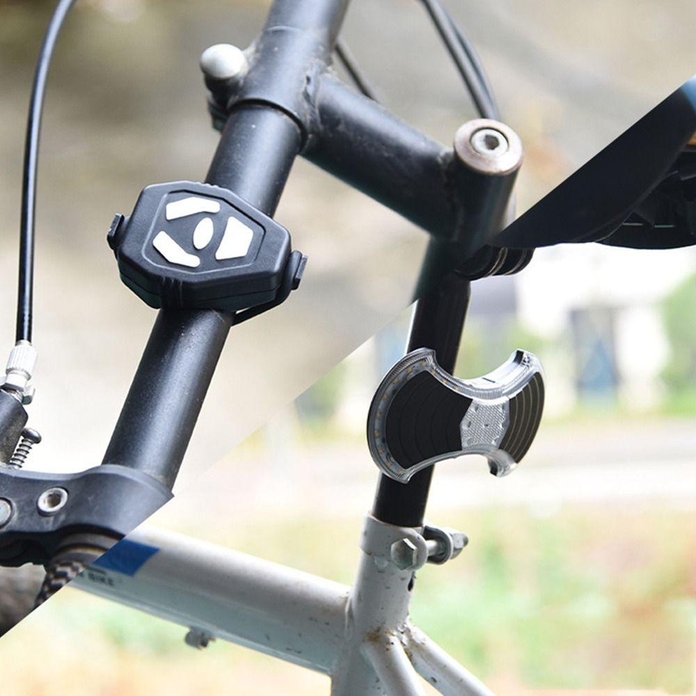 Đèn Đuôi Xe Điều Khiển Từ Xa Không Dây Sạc USB