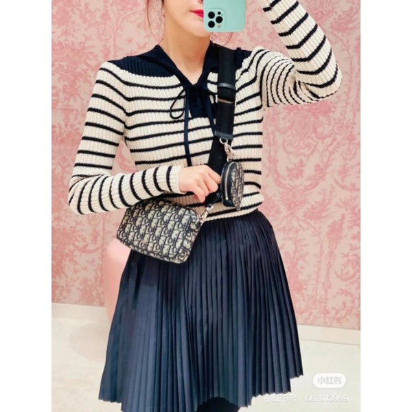 Túi đeo chéo D.I kèm ví(nam&amp;nữ) sz20x13cm phụ kiện tag bạc vải họa tiết thêu nổi fullbox