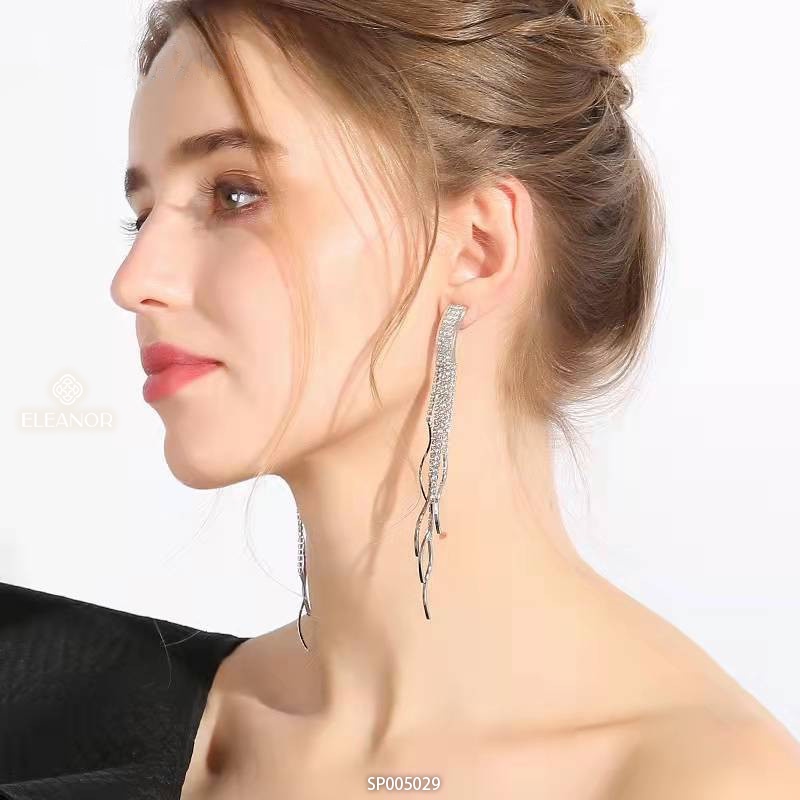 Bông tai nữ dáng dài Eleanor Accessories tua rua đính đá phụ kiện trang sức 5029