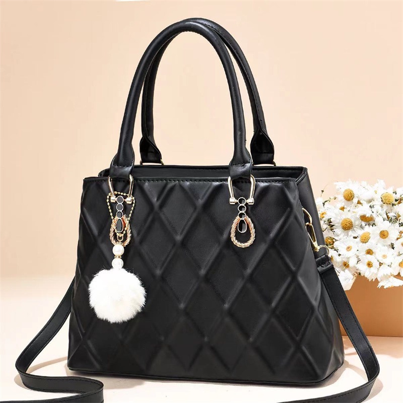 Ielgy Túi bucket Đeo Chéo Vai Gắn Quả Bông Sọc Hình Thoi Dành Cho Nữ