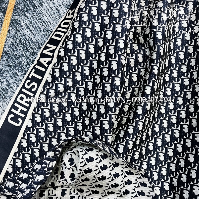 Chân váy DIOR cạp chun