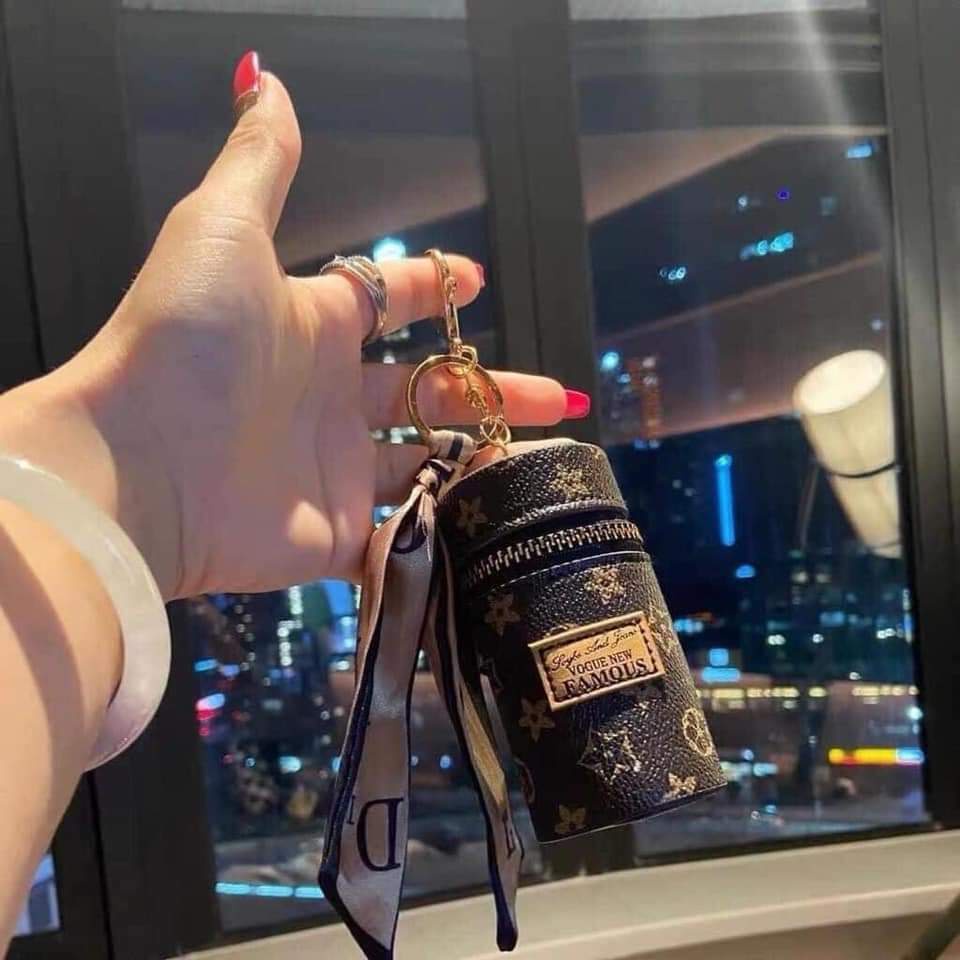 Móc khóa Túi LV siêu xinh,Móc khóa túi có thể đựng son
