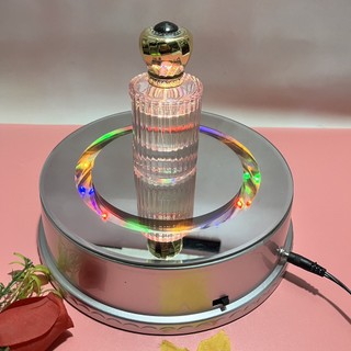 Đế xoay trưng bày sản phẩm đèn led nhiều kích cỡ