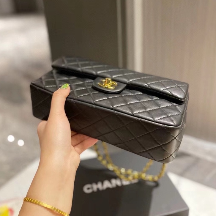 Túi Xách Da Cừu Thật Đính Đá Phối Dây Xích Đeo Vai Sành Điệu Cho Nữ777777