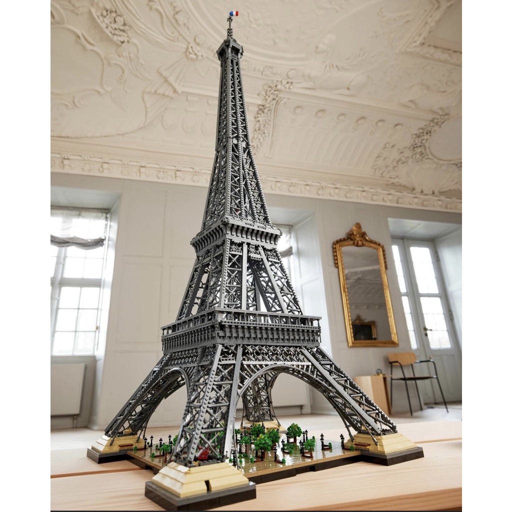 Siêu phẩm LEGO 10307