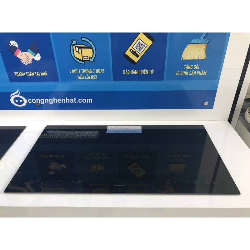 Bếp từ Panasonic KY-A227EKRA Tặng bộ nồi từ 3 món - Hàng chính hãng - Mới 100% - Bảo hành 36 tháng