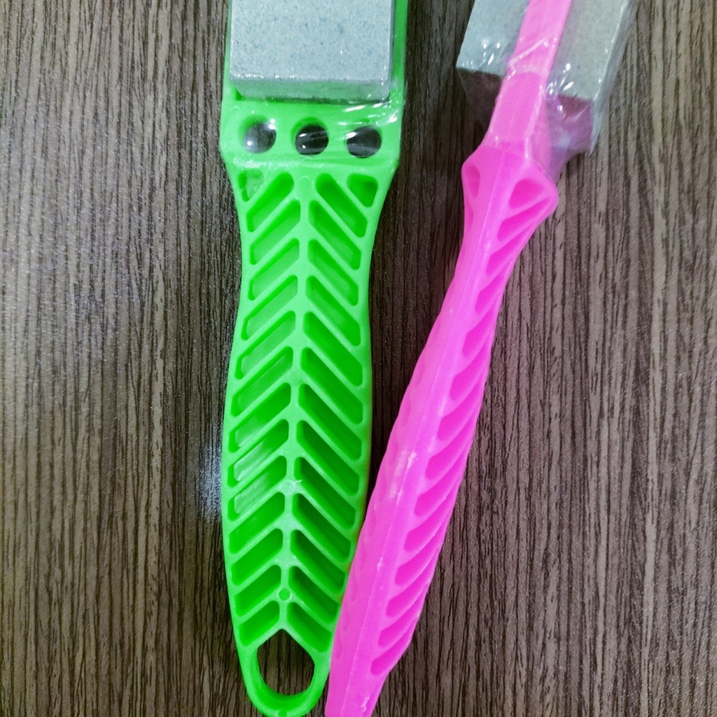 Đá Mài Dao 2 Mặt Có Tay Cầm Cán Nhựa Tiện Lợi Dài 21cm