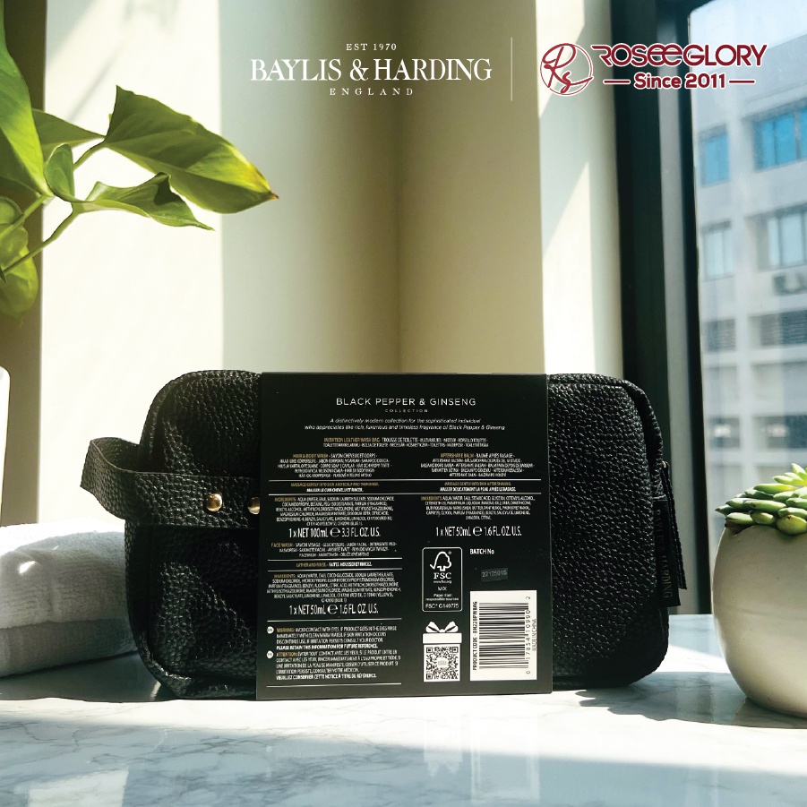 Túi quà 3 món chăm sóc da cao cấp dành cho nam - hương tiêu đen và nhân sâm Baylis & Harding Signature