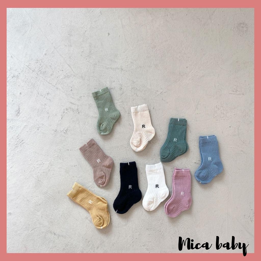 Tất vớ cao cổ chất len thêu chữ R phong cách Hàn Quốc đáng yêu cho bé T32 Mica baby