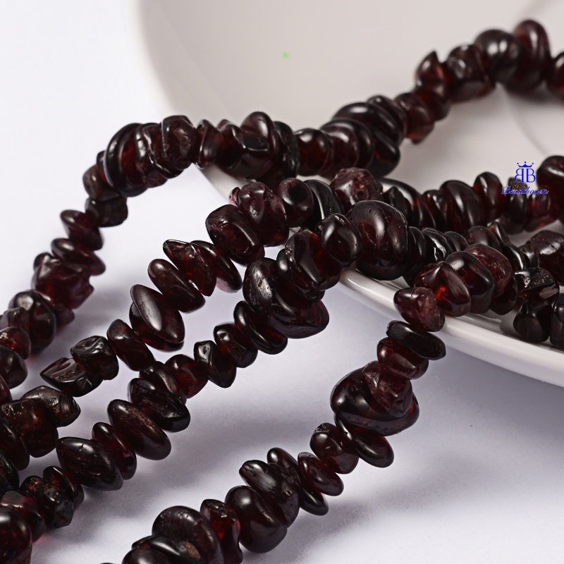 1 Chuỗi Hạt Đá Quý Màu Đỏ 5~8mm Có Lỗ Dài 0.5~0.8mm 32 inch