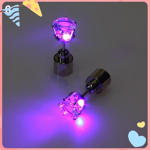 Khuyên Tai Đính Đá Có Đèn LED Độc Đáo