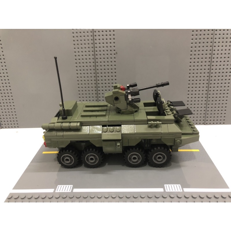 Lego xe thiết giáp chở quân hạng nặng BTR -82 của QĐ Nga 🇷🇺 - hàng MOC