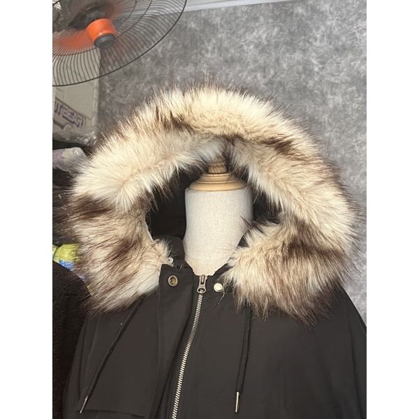 Lông gắn mũ áo khoác-hàng may sẵn có chun cài cúc