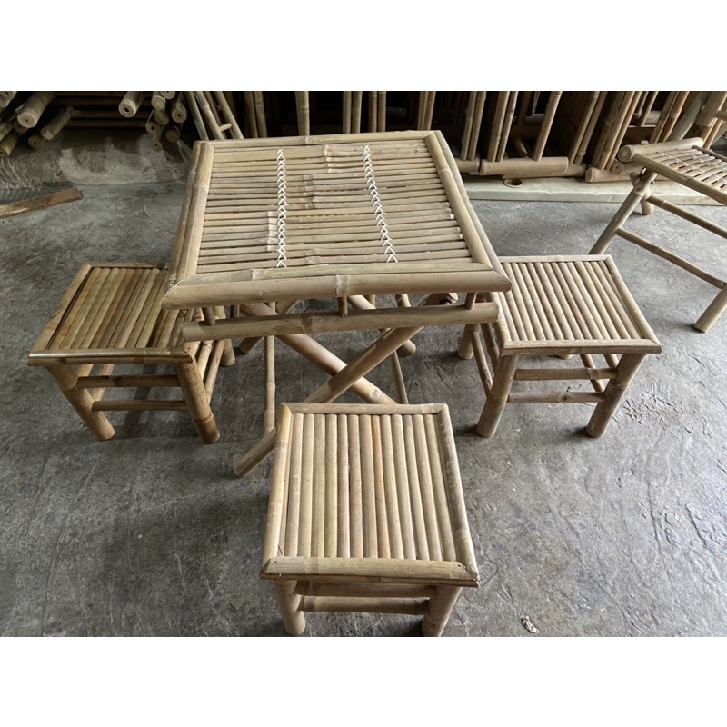 Bộ bàn tre(50*50) xếp +4ghế đôn trang trí Tết, quán cafe,sân vườn