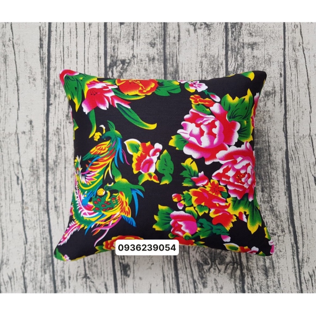 Gối tựa lưng con công vải đẹp 45cmx45cm