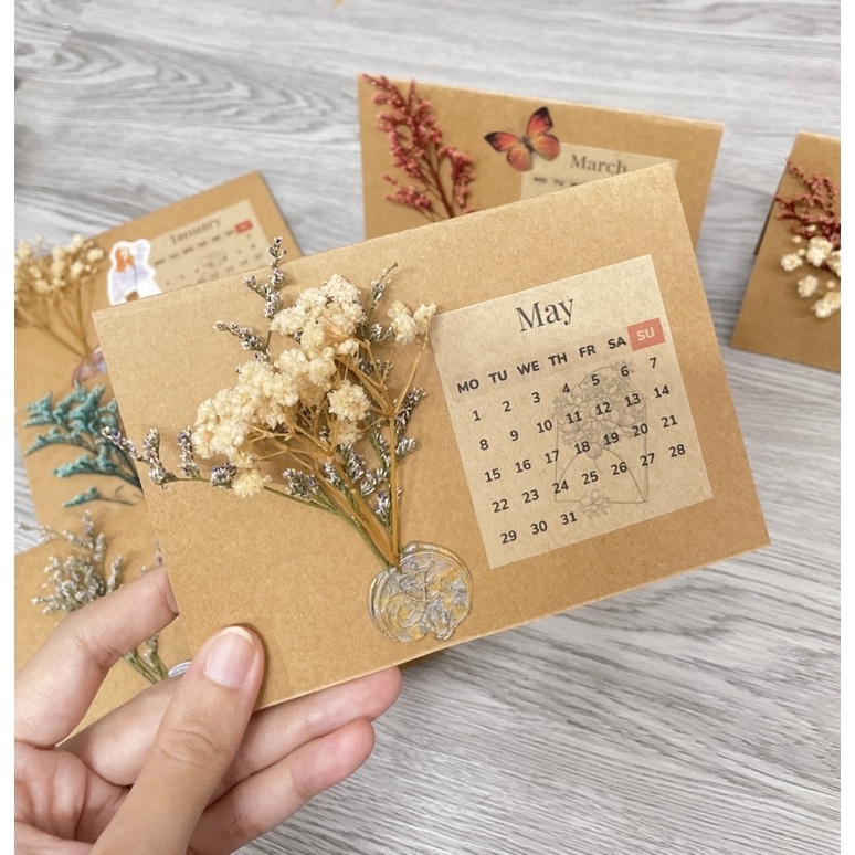 THIỆP LỊCH KRAFT HOA KHÔ 12 THÁNG