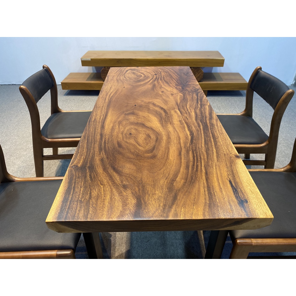 Bàn ăn gỗ me tây , bàn ăn 4 ghế dành cho gia đình ,gỗ tự nhiên nguyên khối sang trọng