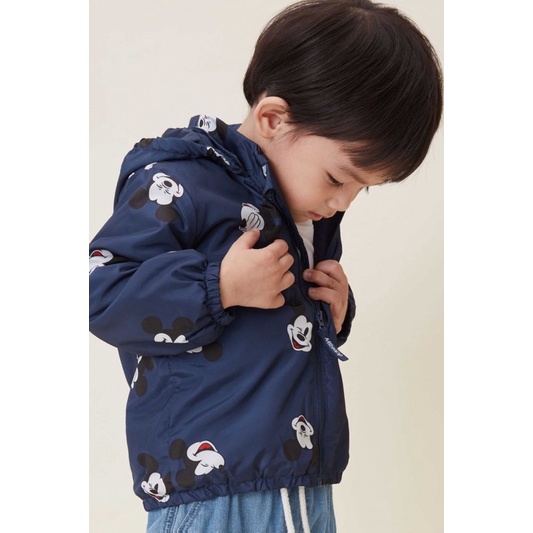 Áo khoác có mũ hoạ tiết mickey xinh xắn cho bé trai săn sale China sz 12-18m